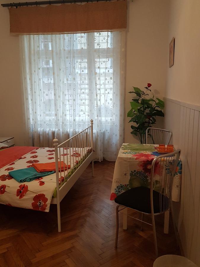 Valentina Guesthouse Budapest Exteriör bild