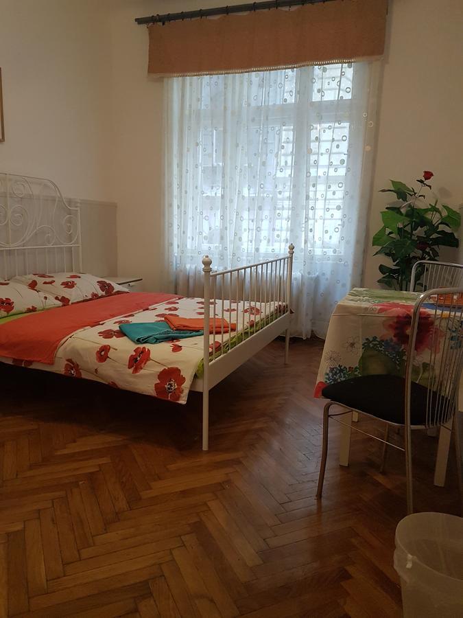 Valentina Guesthouse Budapest Exteriör bild